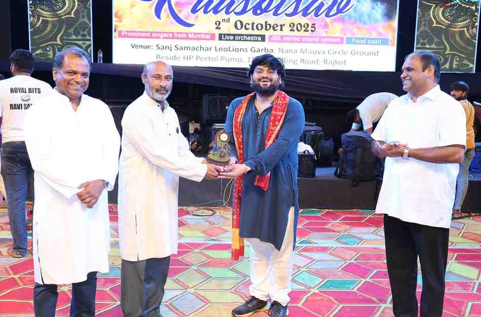 Raasotsav 2025 – A Night Where Tradition Spun with Joy!